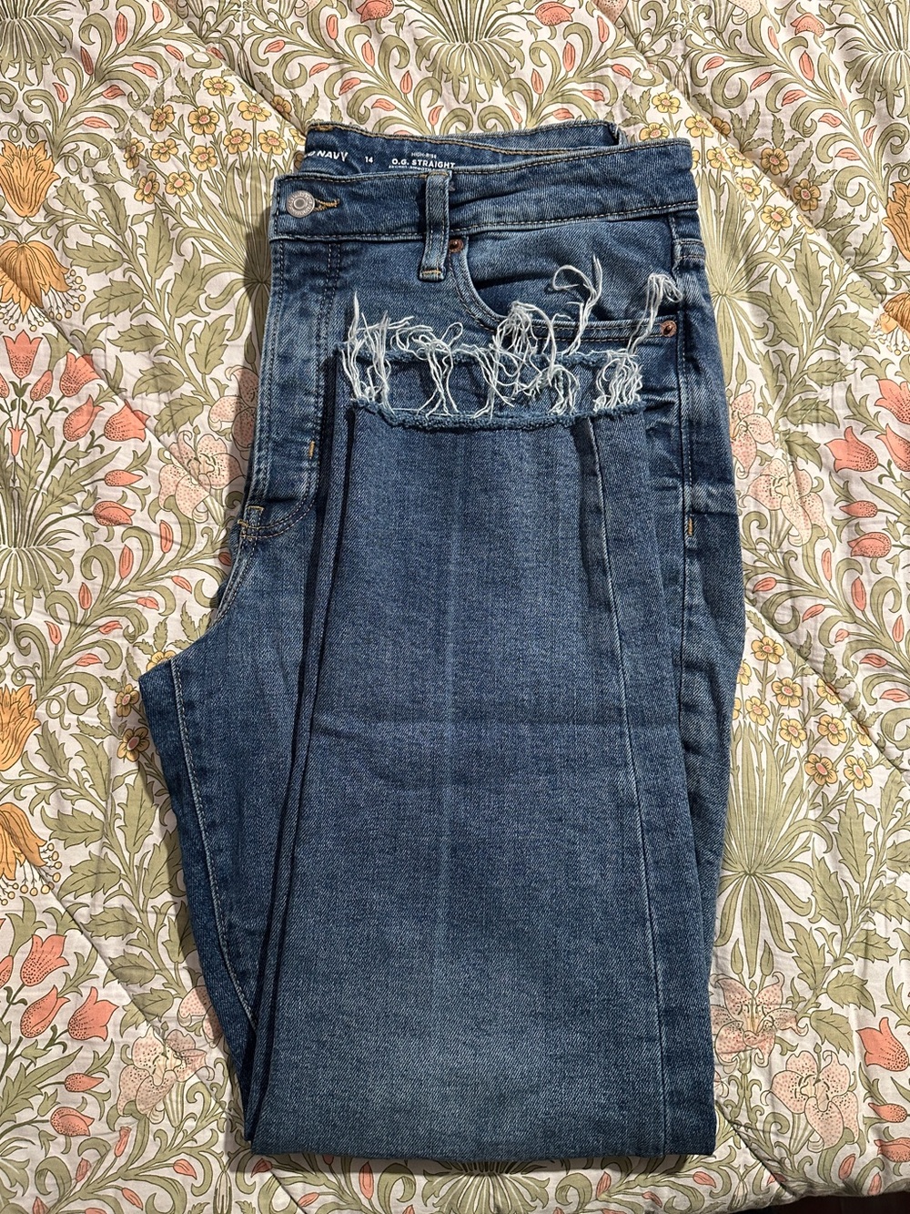 Old Navy Women’s Light Blue Straight Leg Jeans